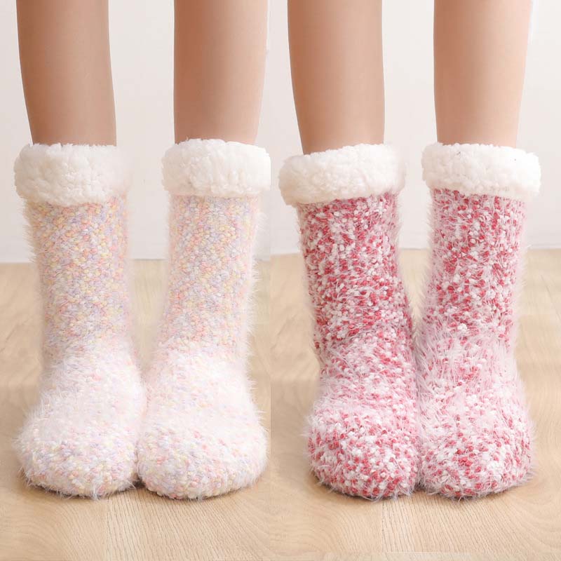 Flauschige Kuschelsocken – Wärme von Kopf bis Fuß! ✨